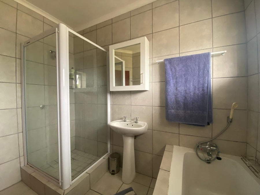 4 Bedroom Property for Sale in Jongensfontein Western Cape